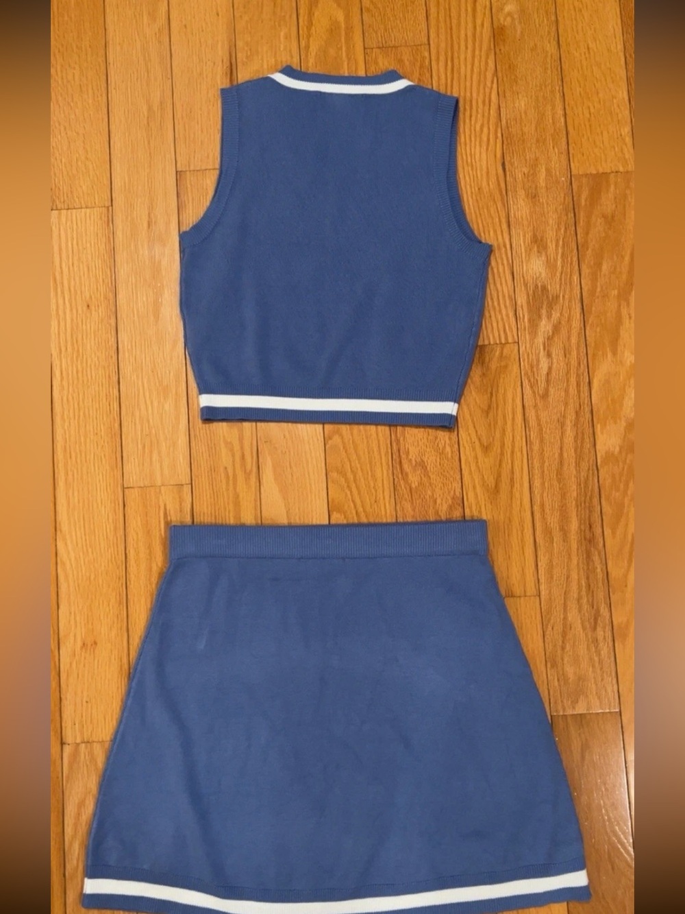 Sincerely Jules Periwinkle V-Neck Knit Top with White Stripe - Picture 3 of 4